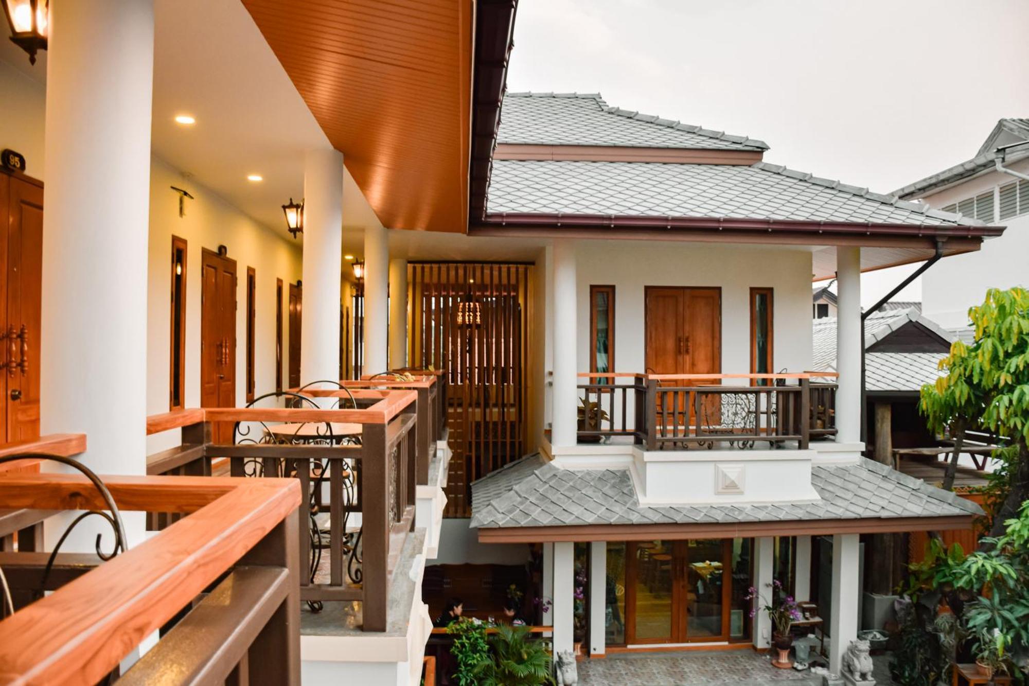 לינה וארוחת בוקר צ'יאנג מאי Gordnuea Boutique House מראה חיצוני תמונה