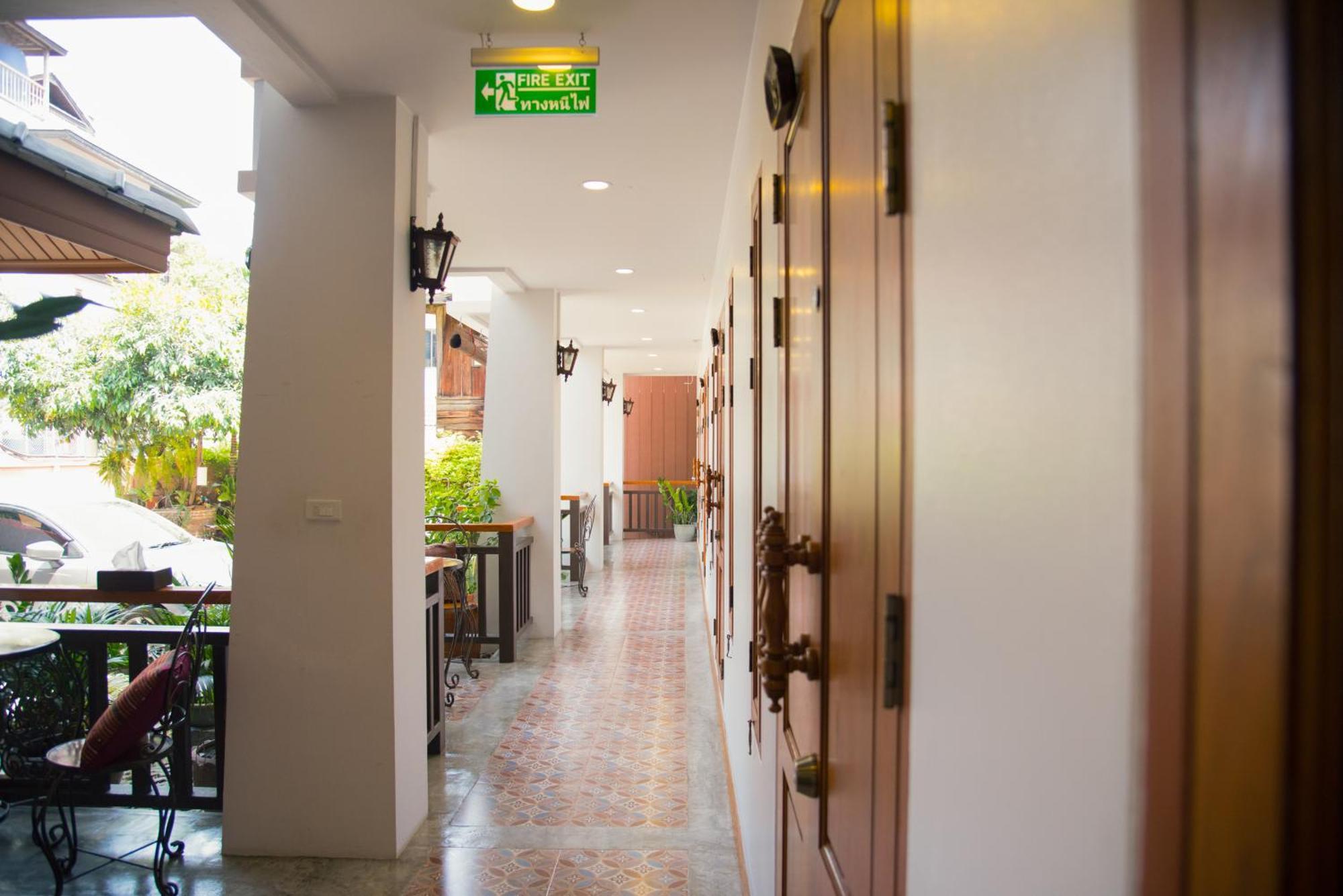 לינה וארוחת בוקר צ'יאנג מאי Gordnuea Boutique House מראה חיצוני תמונה