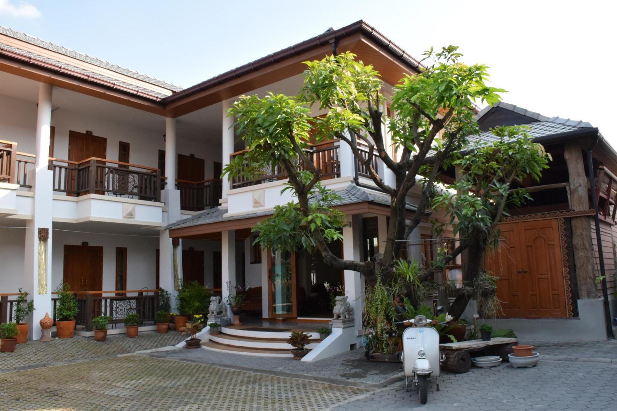 לינה וארוחת בוקר צ'יאנג מאי Gordnuea Boutique House מראה חיצוני תמונה