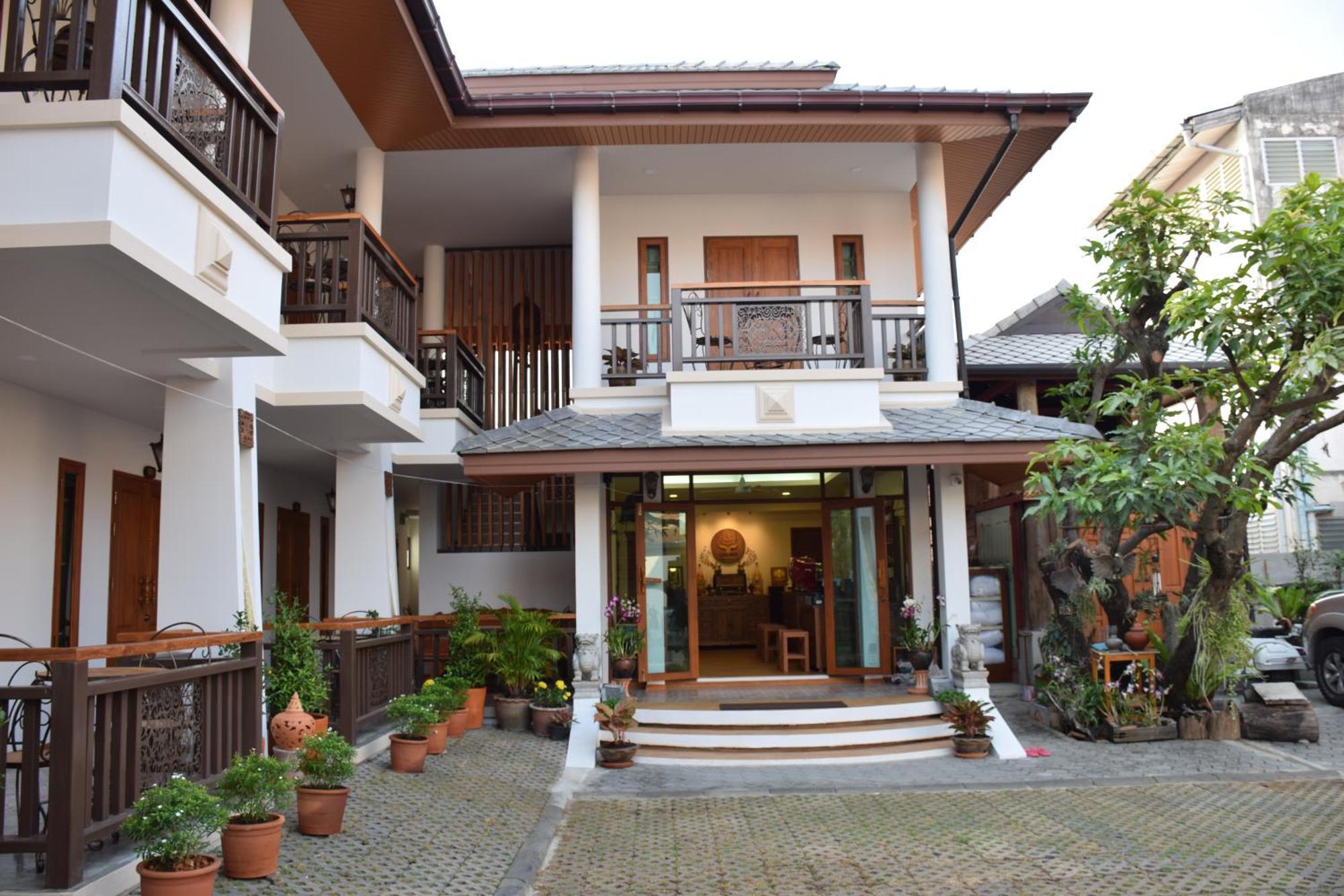 לינה וארוחת בוקר צ'יאנג מאי Gordnuea Boutique House מראה חיצוני תמונה